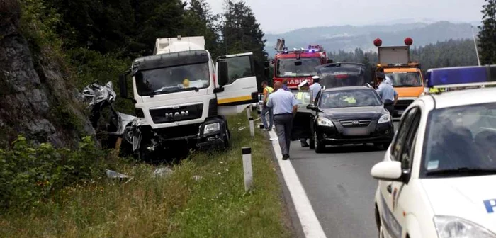 Imagini de la tragedia rutieră petrecută în Slovania