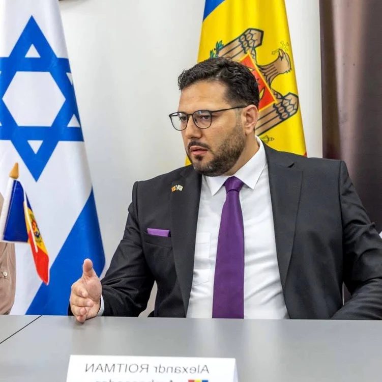 Conform diplomatului, în Israel sunt 15.000 de moldoveni. FOTO: Facebook.com/ Alex Roitman