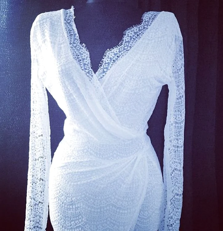Prima rochie făcută de Bianca Drăguşanu
