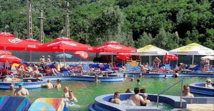 Parcul acvatic Cozia - Călimăneşti din Vâlcea - în timpul pandemiei - imagine realizată de un turist la începutul lunii august Foto Nicolae Zamfir