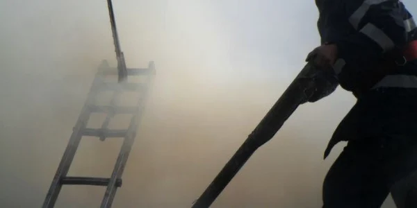 incendiu adevarul