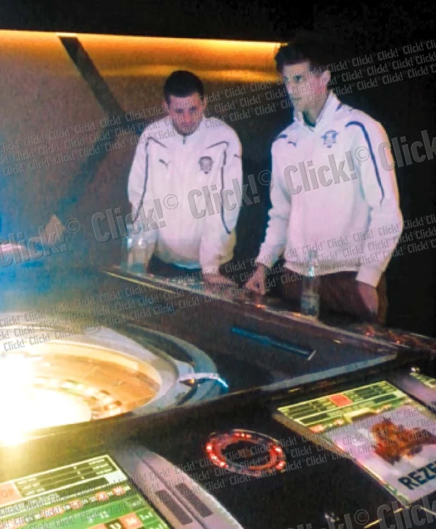 
    Nici ruleta  nu a ţinut cu  Rapidul marţi (fotografii: mihai ionescu)  