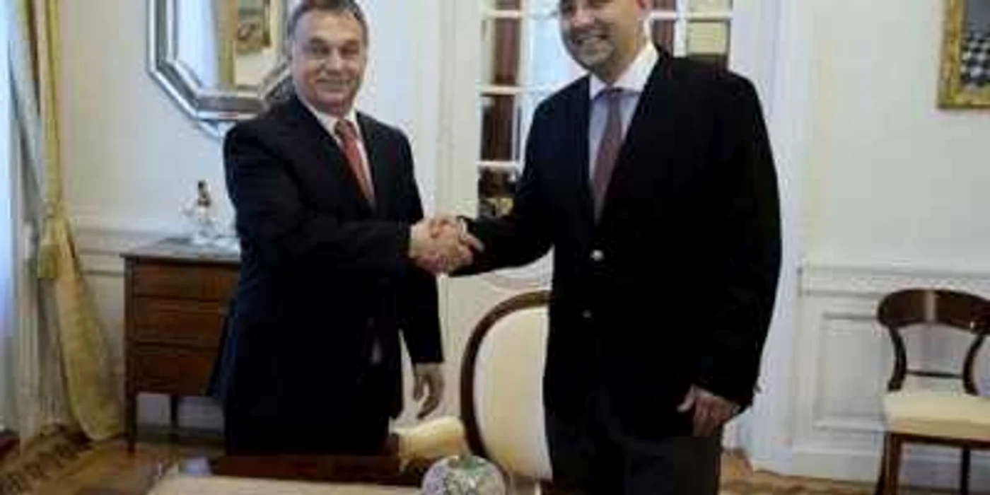 O prietenie care îl va costa pe Kelemen Hunor cariera politică