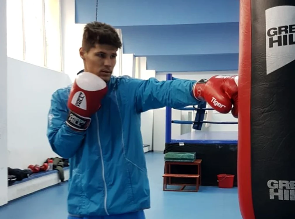 
    Andrei Arădoaie se antrenează din greu pentru a ajunge la Jocurile Olimpice  
