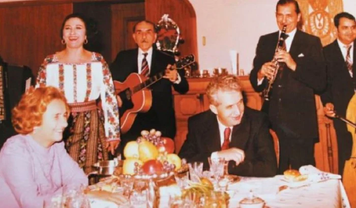 Mesele de sărbători în familia Ceaușescu. FOTO: Arhivă presă