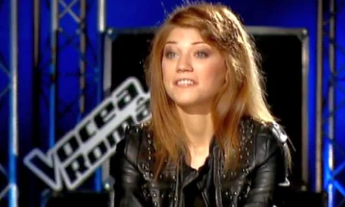 Loredana Ciubotaru (22 de ani) l a cucerit pe Smiley La Vocea României  (captură Voyo ro) jpeg