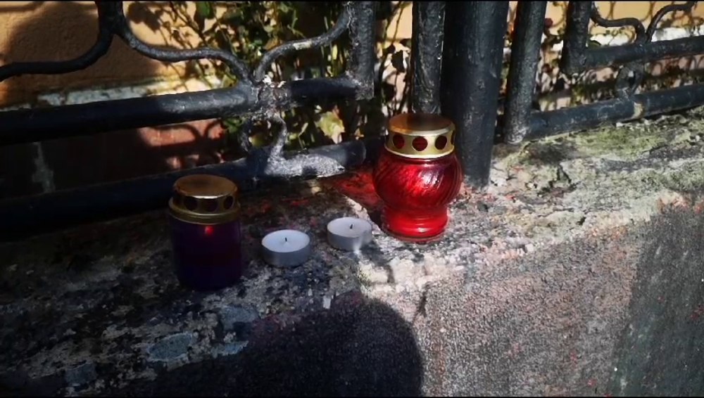 Crimă dublă la Săcele. Fiul a sunat la 112 să anunțe că și-a agresat părinții, dar aceștia erau morți
