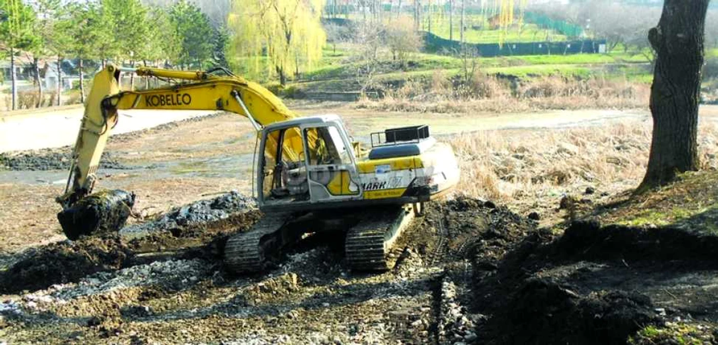 Amenajarea Parcului de agrement Tătăraşi a fost blocată de o contestaţie a unei firme din Botoşani