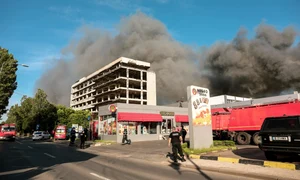 incendiu hale bucuresti jpeg