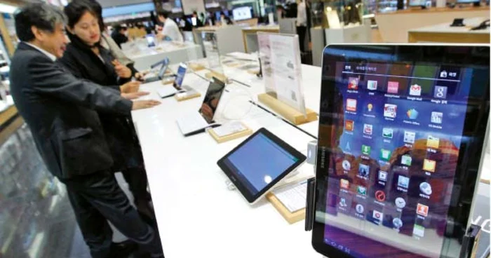 Vânzarea tabletei Galaxy Tab 10.1 este încă oprită pe unele pieţe din Europa  