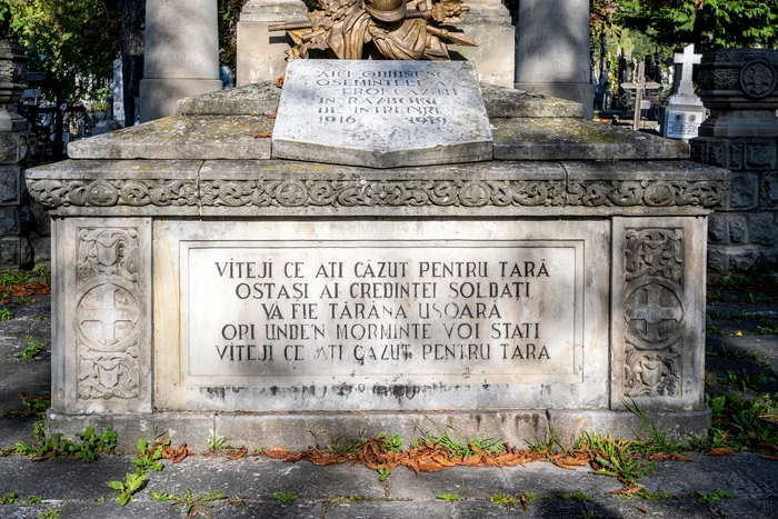 Inscripțiile de pe monument FOTO Complexul muzeal Neamț