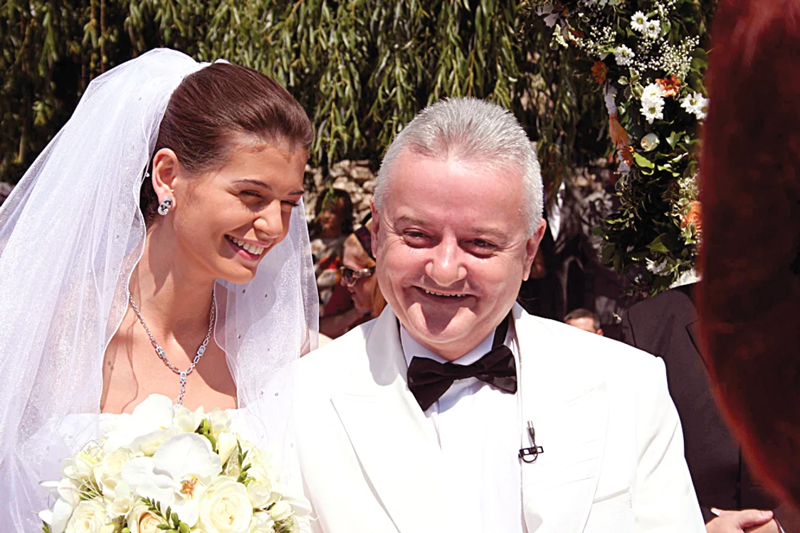 În 2006, Irinel a făcut o nuntă de lux cu Monica Gabor
