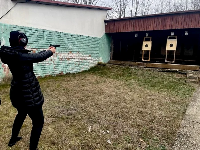 Eliza Samara, în poligon