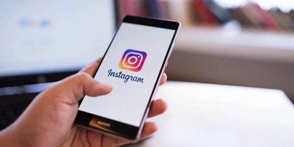 logo instagram shutterstock  jpg