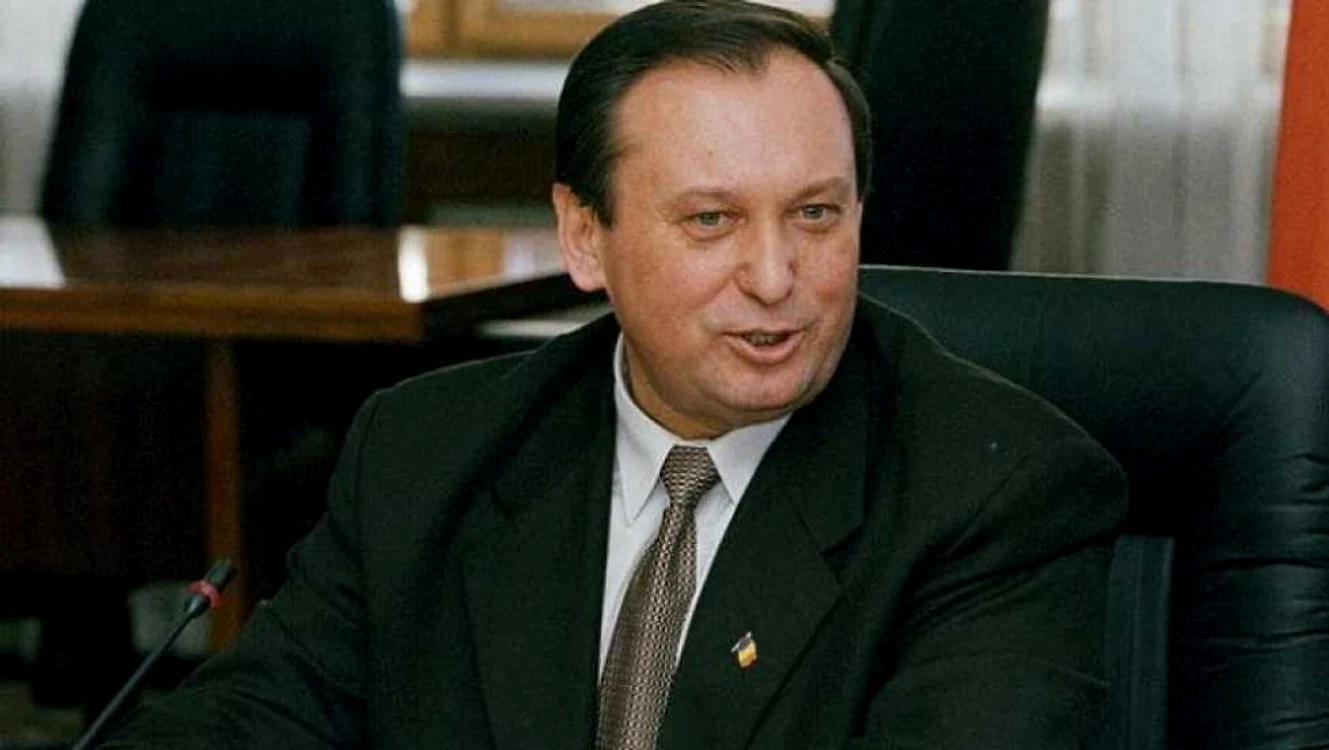 avere senatori deputati