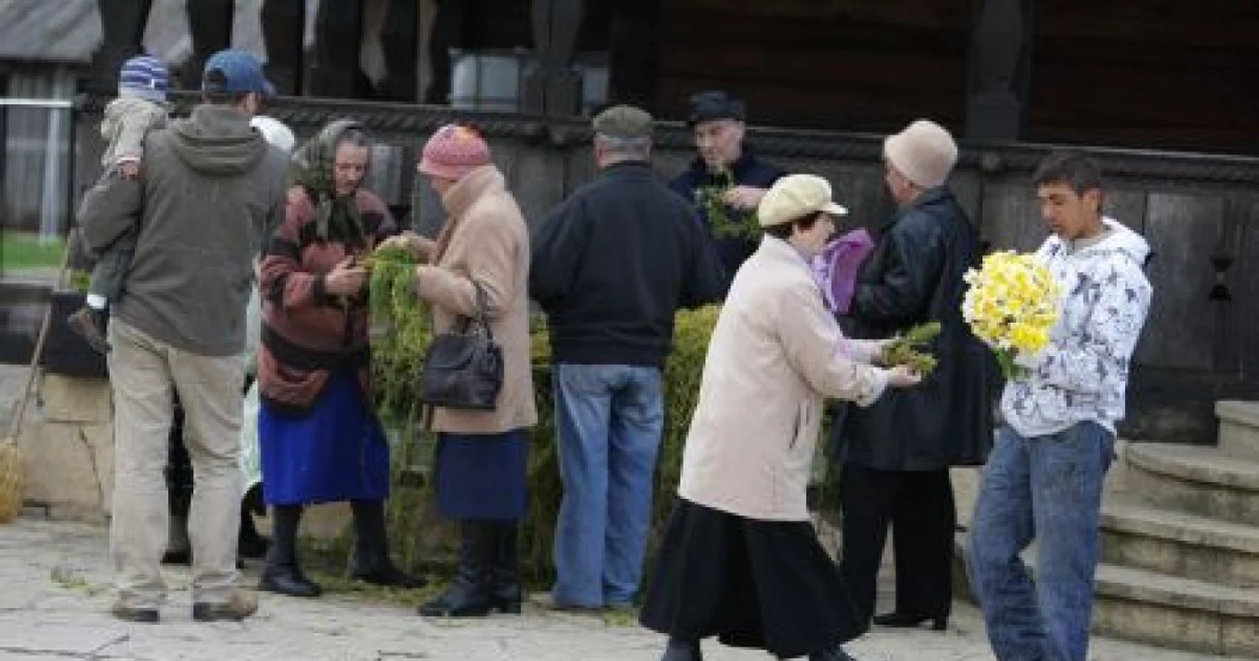 Mâine oamenii trebuie să meargă la biserică şi nu au voie să lucreze 