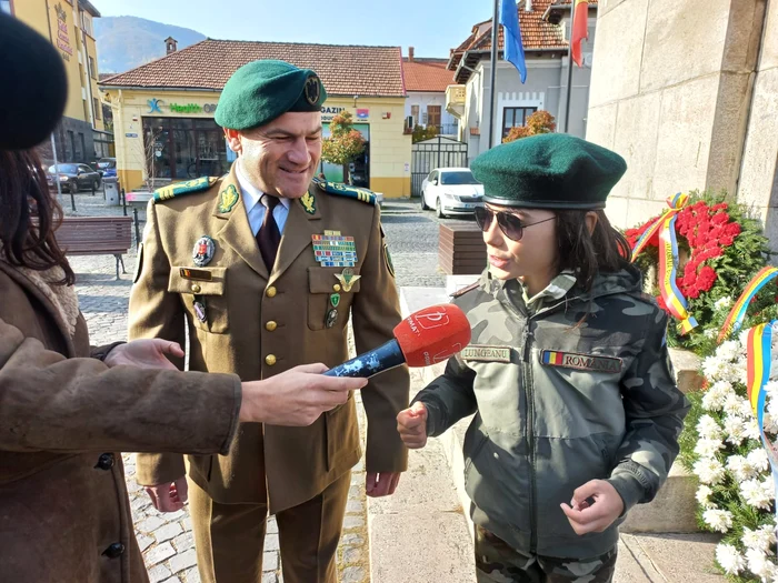 Elev pasionat de Armata Română FOTO Ioan Buciumar