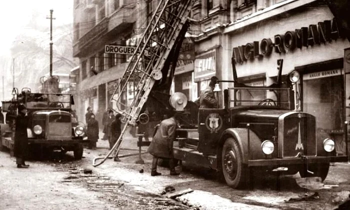 Incendiu în Bucureștiul interbelic, fotografie de Iosif Berman