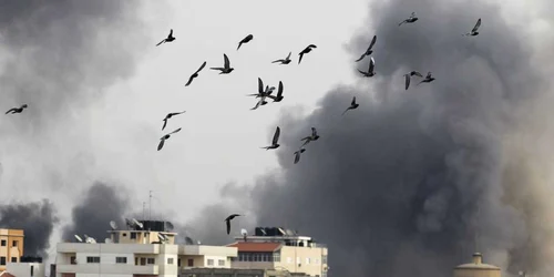 Conflictul din Fâşia Gaza între Israel şi Hamas