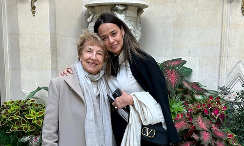 Andreea Raicu și mama sa   Facebook 5 jpg