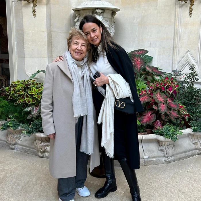 Andreea Raicu și mama sa   Facebook 5 jpg