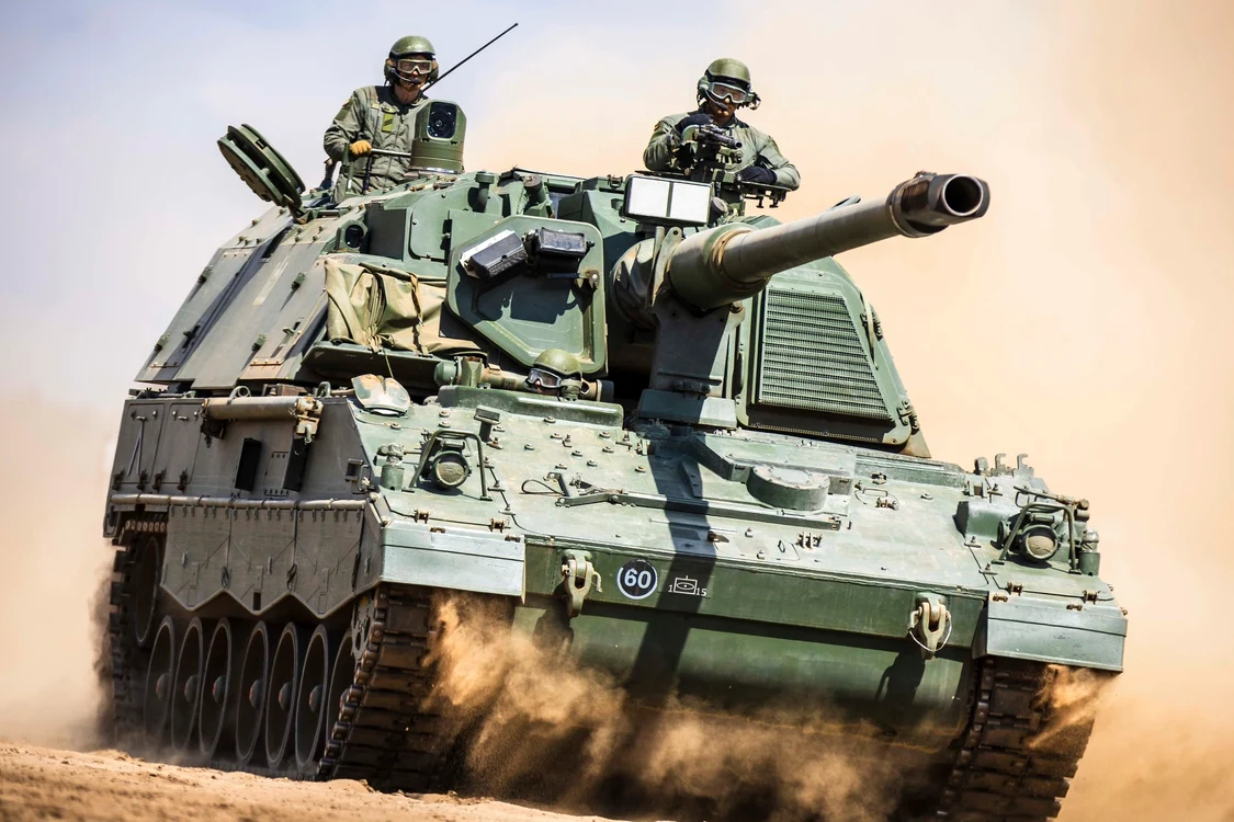 Obuzier PzH 2000 în timpul exercițiilor NATO germano-lituaniene. FOTO: Armata Lituaniană