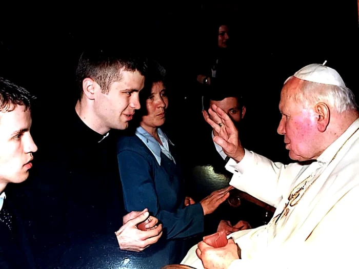 francisc dobos si papa ioan paul al II lea foto arhiva personala francisc dobos