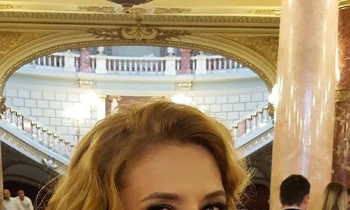 Amalia Enache silueta Athena Philip Ateneul Roman gala Hope and Homes for Children (12) jpeg