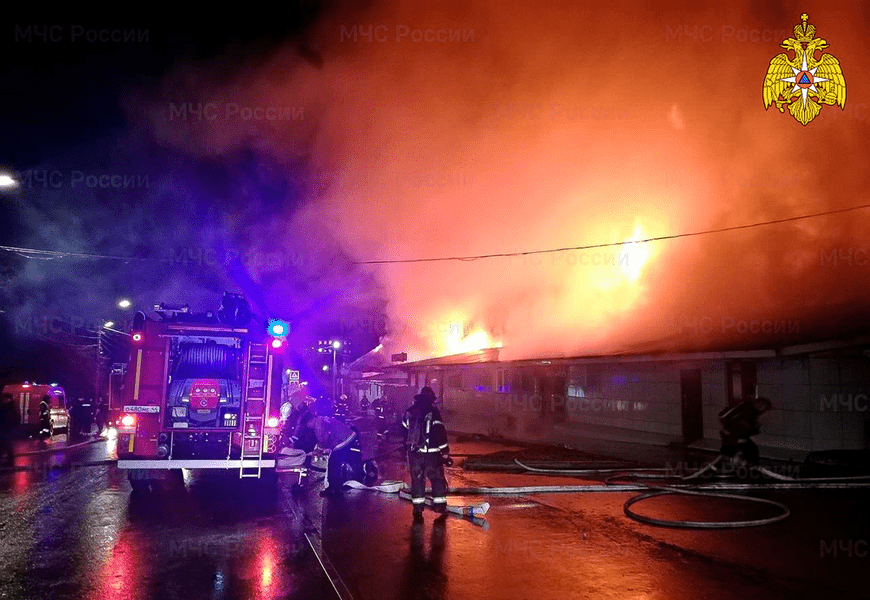 Treisprezece morți într-un incendiu într-o cafenea din Rusia