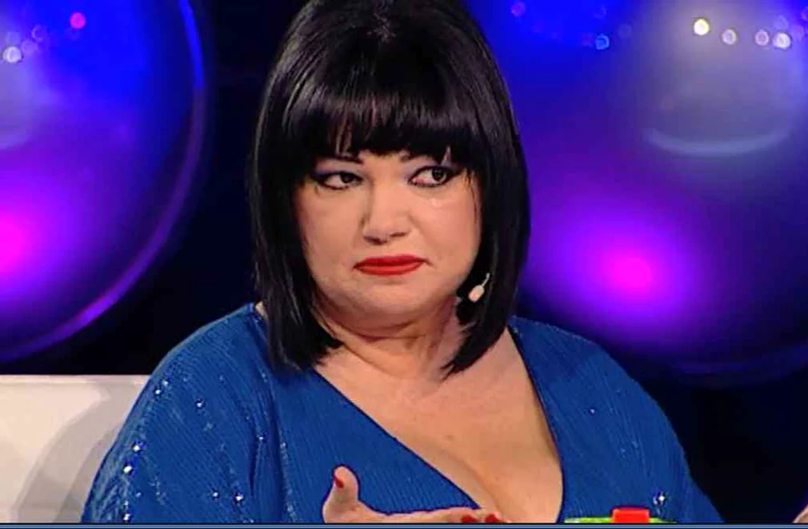
    Ozana Barabancea a plâns din cauza Mariei Buză.  