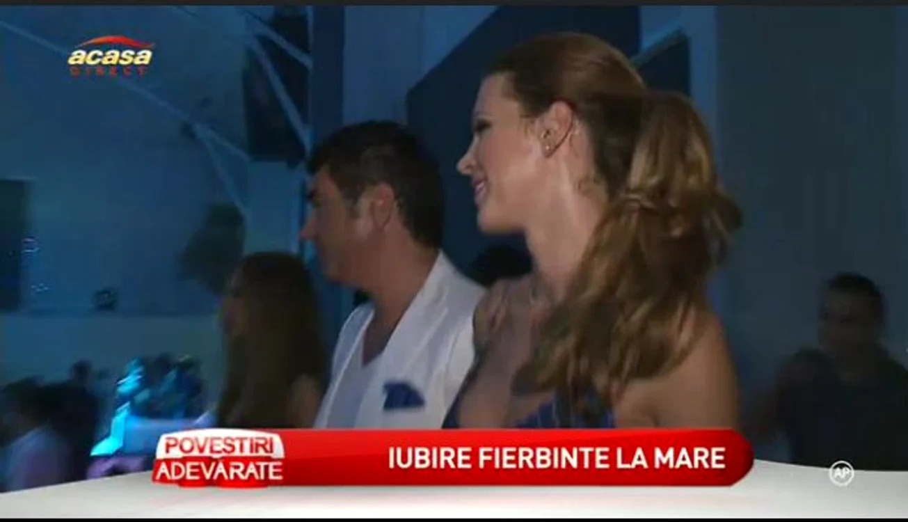 Cristi Borcea şi soţia lui, Alina, s-au distrat pe cinste în clubul de fiţe din Mamaia (captură: ACASĂ TV)
