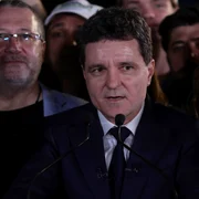 Conferința susținută la închiderea urnelor și comunicarea primelor rezultate exit-poll de către candidatul independent Nicușor Dan, în București. FOTO Inquam Photos / Octav Ganea