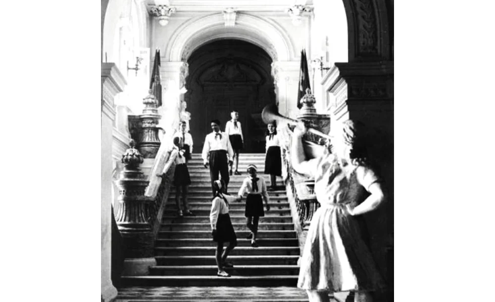 Istoria de 75 de ani a Palatului Copiilor. „Șandramaua regală“ unde pionierii învățau să devină tovarăși