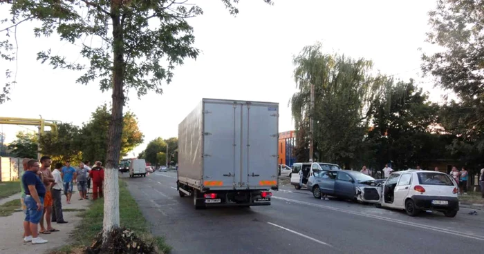 Accidentul a avut loc vizavi de sediul fabricii de aluminiu Alro