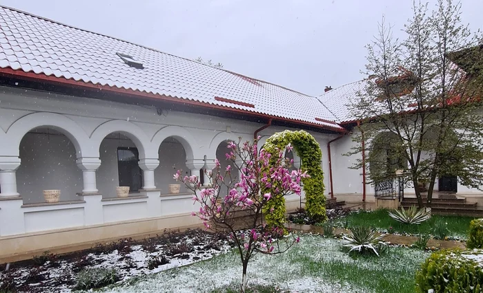 Locul din România unde trebuie să ajungi neapărat, în luna aprilie / foto: Facebook