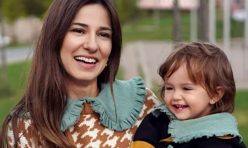 dana rogoz si lia png