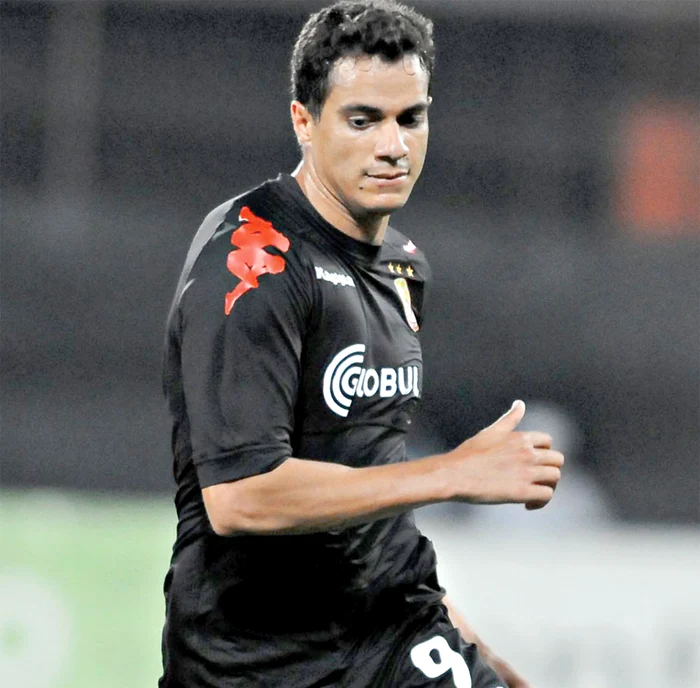 Michel Platini, brazilian, 28 de ani, atacant Dinamo (foto: Răzvan Păsărică)
