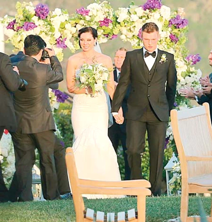 Nick Carter cu soţia lui, Lauren (Foto: Guliver/Splashnews)