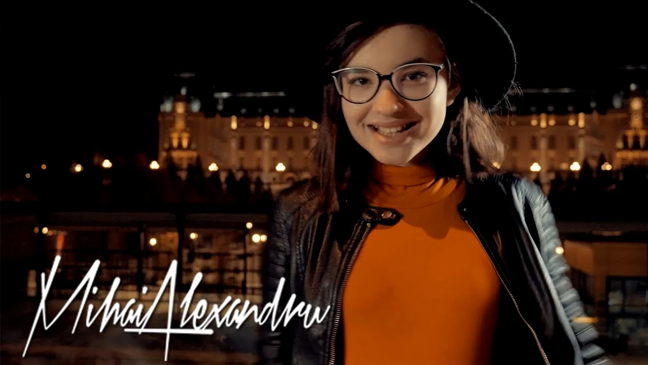 
    Alexia Cășuneanu are 13 ani și este din Pașcanifoto: captura Youtube  
