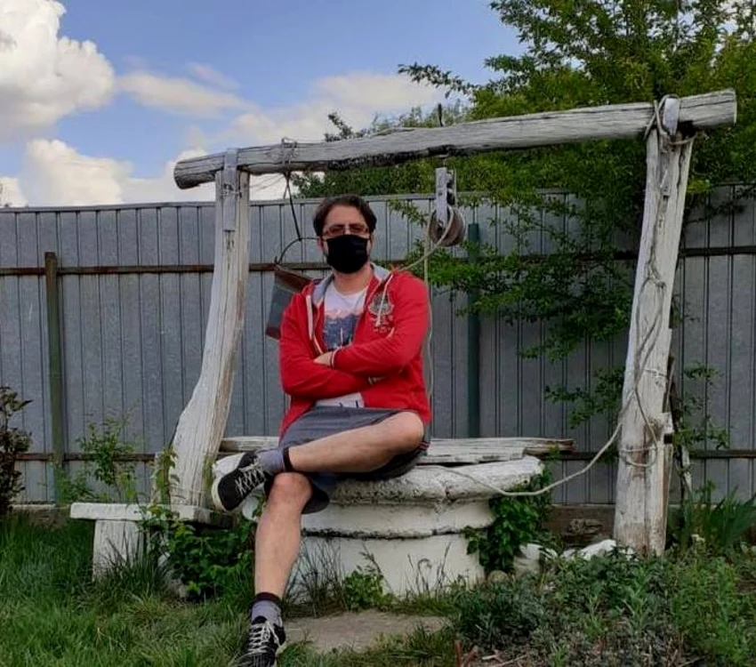 Costi Rogozanu a ales o carieră de profesor la ţară FOTO Facebook Costi Rogozanu