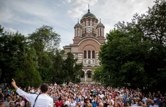 ARCEN Cu bastonul prin Bucuresti