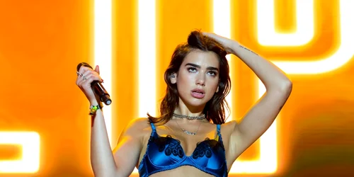 dua lipa foto shutterstock