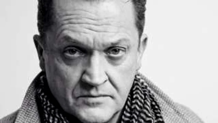 
    Actorul de teatru şi film Alex Giannini a murit la vârsta de 52 de anifoto: bbc.com  