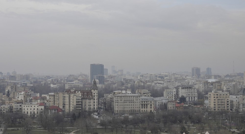 Se cere o nouă lege care să reducă poluarea. Staționarea cu motorul pornit, interzisă