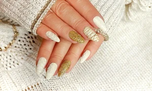 Unghiile false sunt printre favoritele femeilor