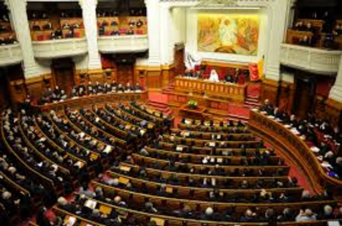 
    Joi, 20 septembrie, se împlinesc 130 de ani de teologie canonică  în Facultatea  din București Sursa foto: Patriarhia.ro  