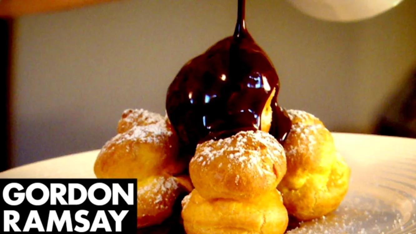 profiterol cu ciocolata jpeg