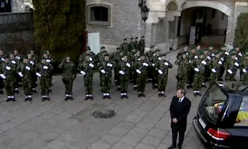 Regele Mihai a ajuns, pentru ultima dată, la Castelul Peleş jpeg