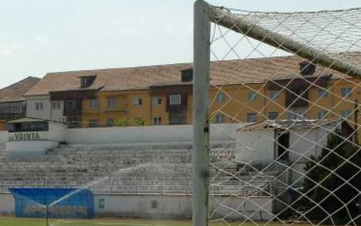 Sibiu: Prefectura dă în judecată Primăria în cazul vânzării bazei sportive Voinţa
