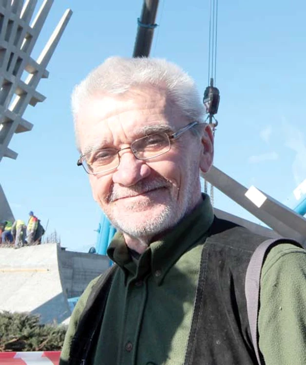 Artistul Mihai Buculei a dat naștere proiectului ”Aripi”, în 2004